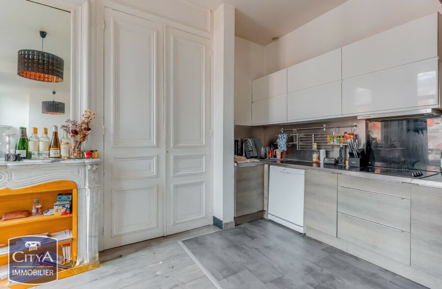 Appartement T3 de 69 m² ! Hyper Centre de Roubaix!! 119 000€ FAI!!