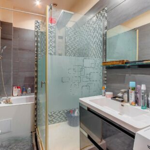 Appartement T3 de 69 m² ! Hyper Centre de Roubaix!! 119 000€ FAI!!
