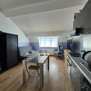 Immeuble de rapport 4 studios centre ville !