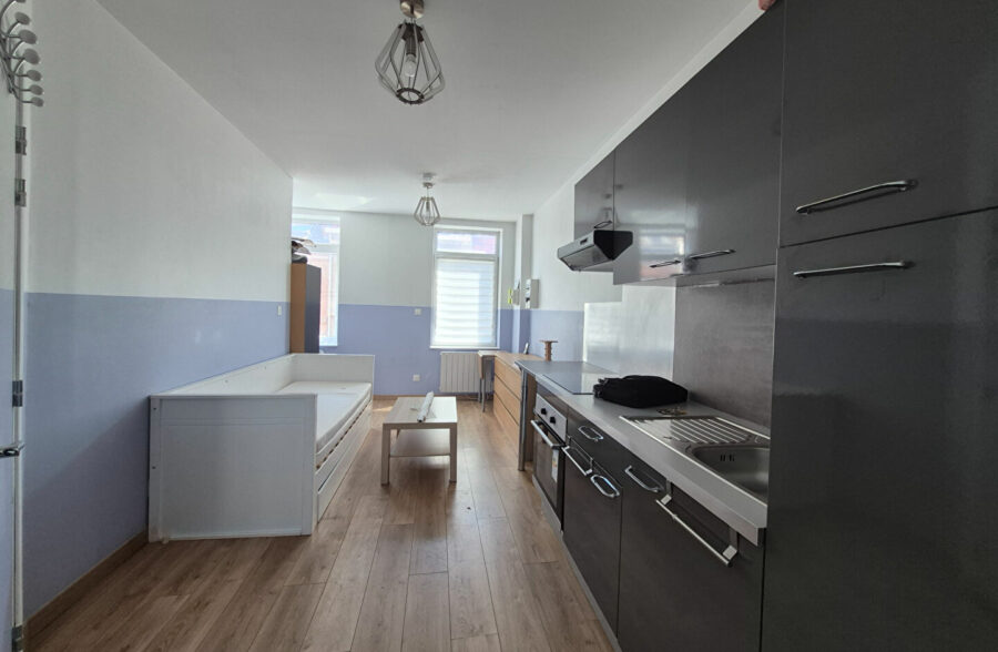 Immeuble de rapport 4 studios centre ville !