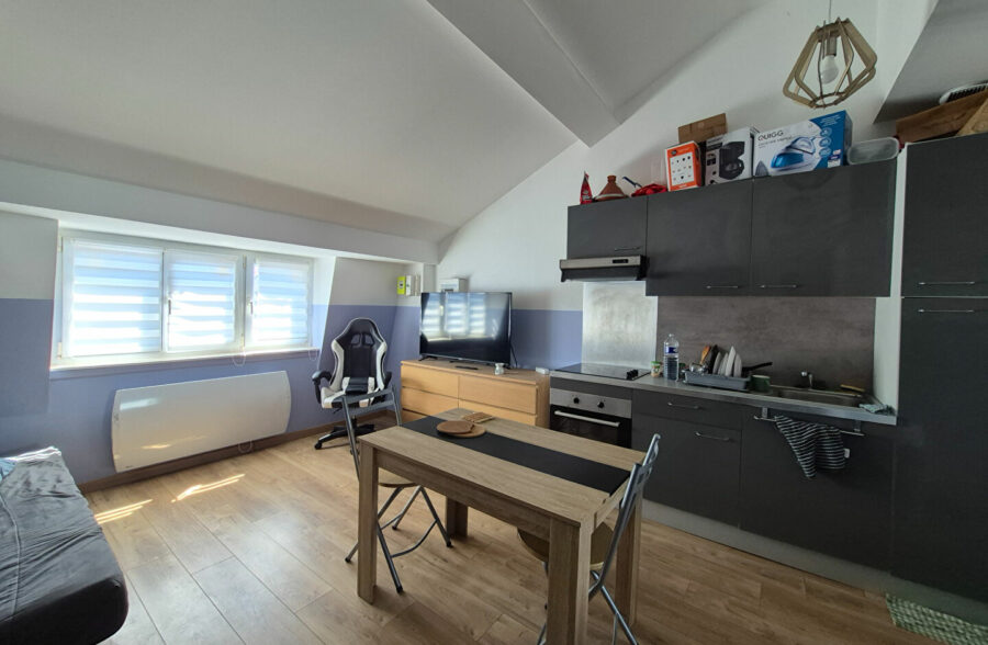 Immeuble de rapport 4 studios centre ville !