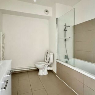 Studio 28m² + parking dans résidence récente