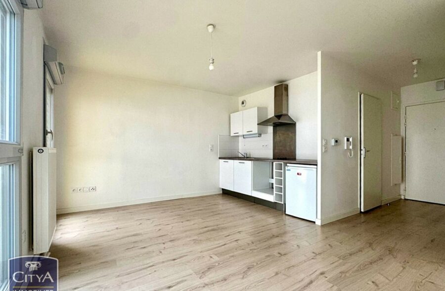 Studio 28m² + parking dans résidence récente