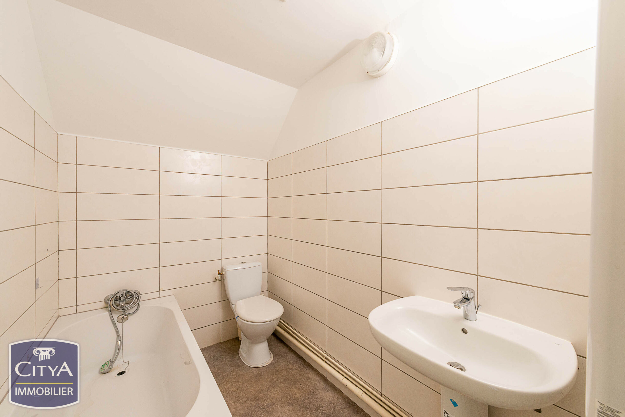 Maison Onnaing 2 pièce(s)
