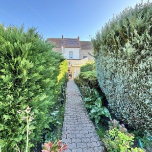 Maison Avec Terrain Saint-Amand-les-Eaux 7 pièce(s)