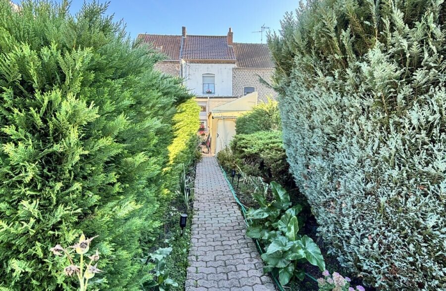 Maison Avec Terrain Saint-Amand-les-Eaux 7 pièce(s)