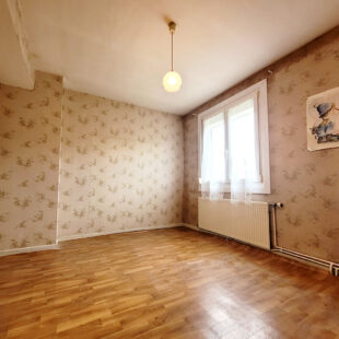 Maison Cuincy 5 pièce(s) 80 m2 <small>&nbsp;Sous compromis&nbsp;</small>