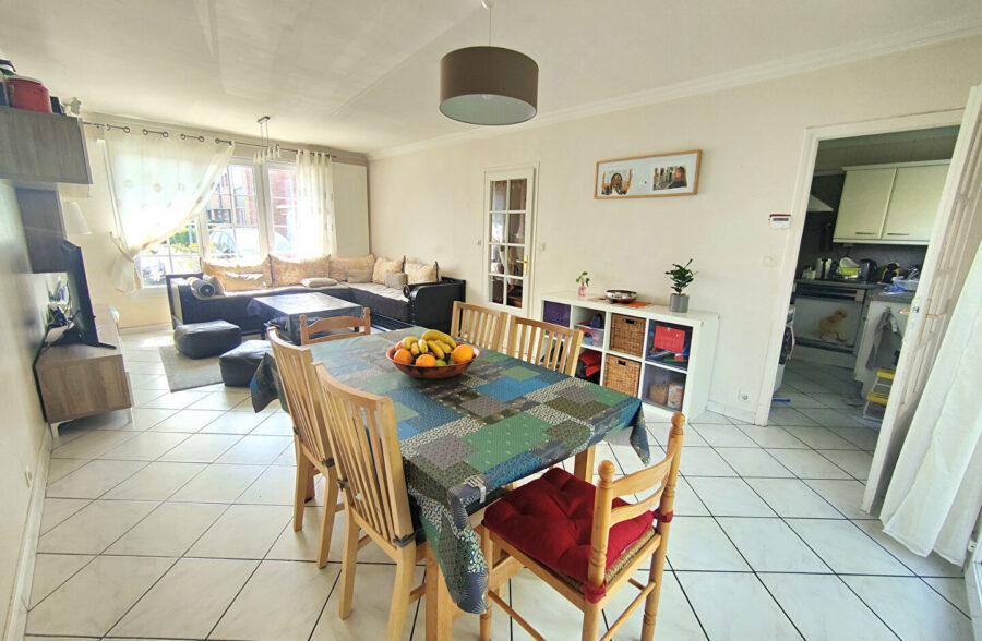 Semi individuelle avec garage attenant