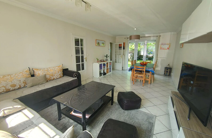 Semi individuelle avec garage attenant