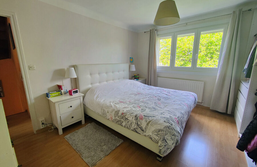 Semi individuelle avec garage attenant