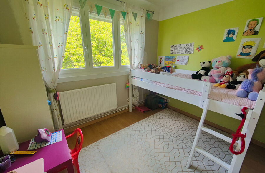 Semi individuelle avec garage attenant