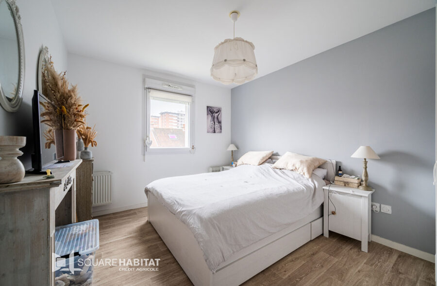 Appartement Ronchin 3 pièce(s) 72.50 m2 + 2 Places de parking