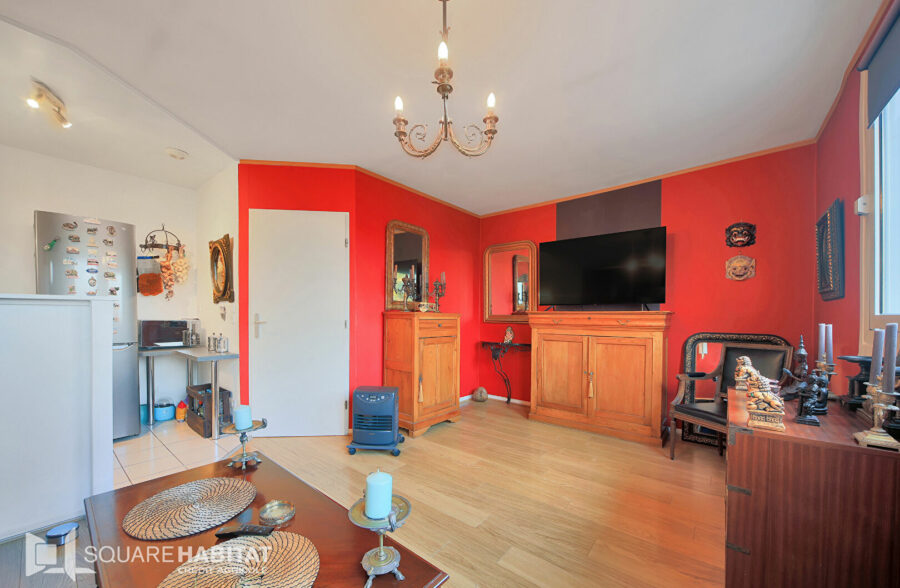 Appartement Lens 2 pièce(s) 42.61 m2 cave+ garage.