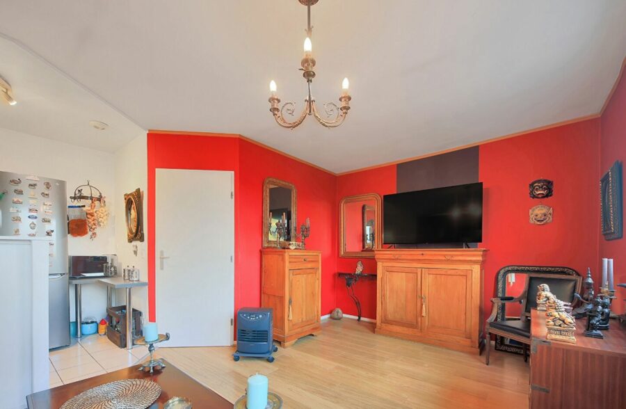 Appartement Lens 2 pièce(s) 42.61 m2 cave+ garage.