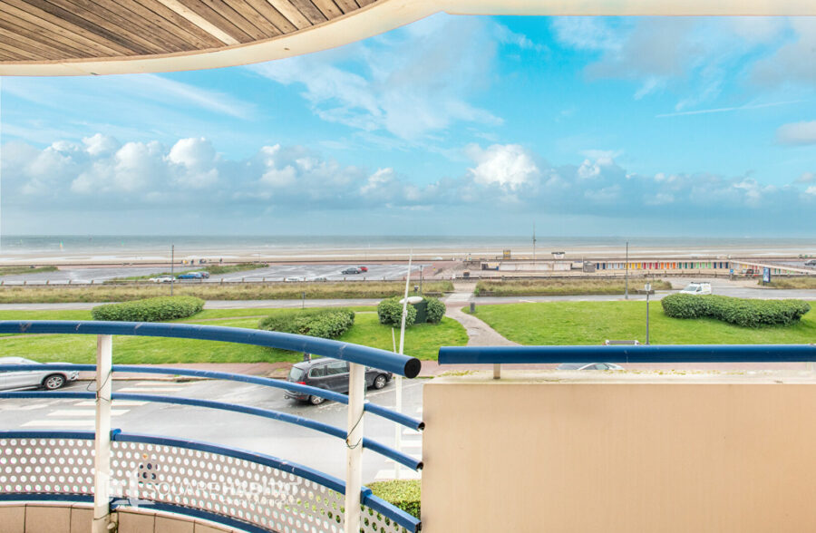 Appartement 4 pièces 93m2 FACE MER