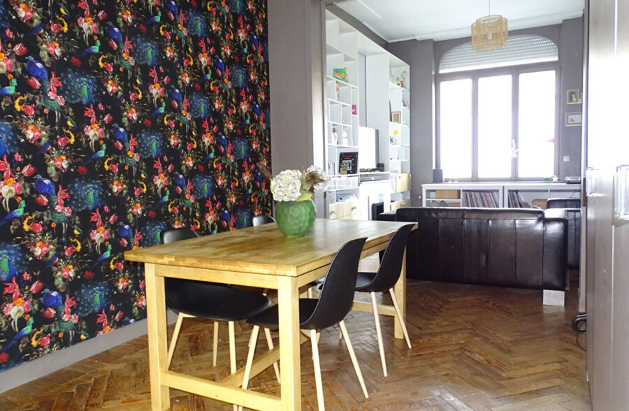 SEMI BOURGEOISE  4 CHAMBRES ET JARDIN SECTEUR LES FRANCS