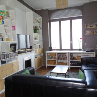 SEMI BOURGEOISE  4 CHAMBRES ET JARDIN SECTEUR LES FRANCS