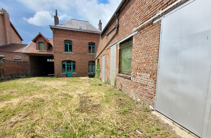 Maison 6 pièce(s) 160 m2 <small>&nbsp;Sous compromis&nbsp;</small>