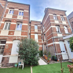 Découvrez cet ensemble de 6 appartements T3 au sein d’un immeuble historique !!