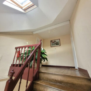 Découvrez cet ensemble de 6 appartements T3 au sein d’un immeuble historique !!