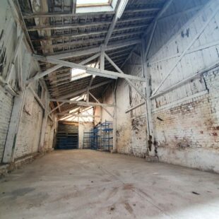 LILLE MONTEBELLO: Entrepôt de 75m² pour stockage