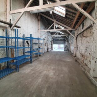 LILLE MONTEBELLO: Entrepôt de 75m² pour stockage