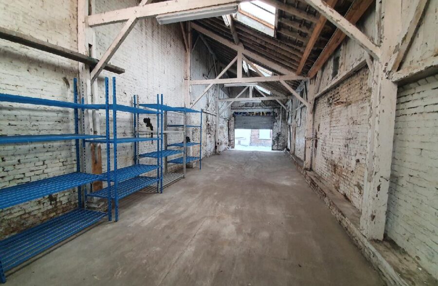 LILLE MONTEBELLO: Entrepôt de 75m² pour stockage