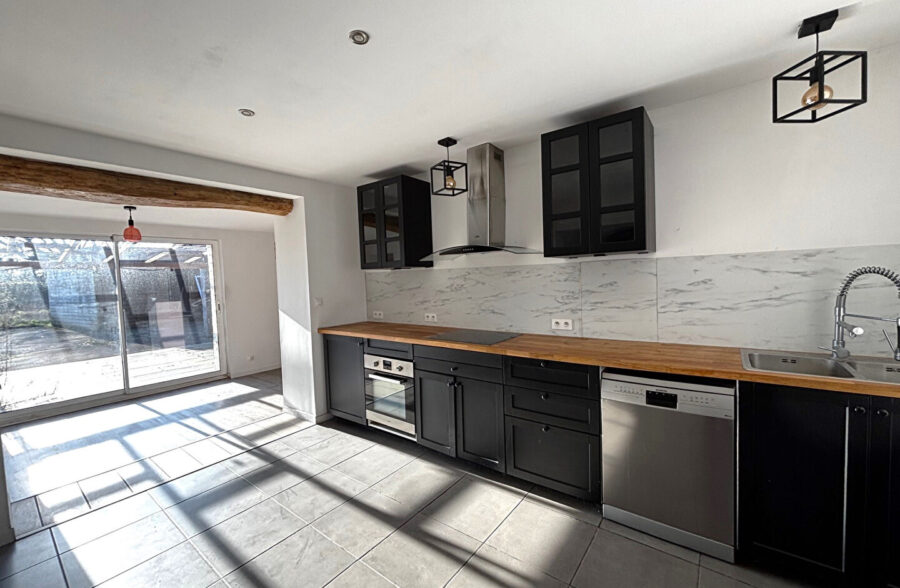 Maison style fermette 3 chambres, appartement et chambre indépendants