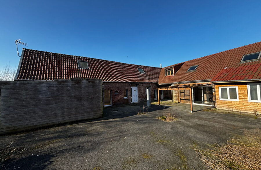 Maison style fermette 3 chambres, appartement et chambre indépendants