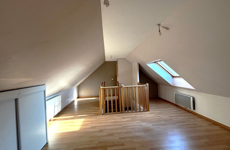 Maison style fermette 3 chambres, appartement et chambre indépendants