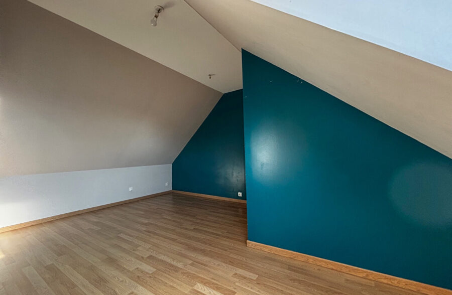 Maison style fermette 3 chambres, appartement et chambre indépendants