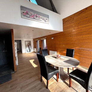 Maison style fermette 3 chambres, appartement et chambre indépendants