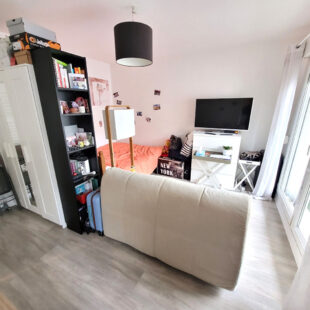 LILLE WAZEMMES – GAMBETTA : Type 1 de 23m² avec balcon et parking