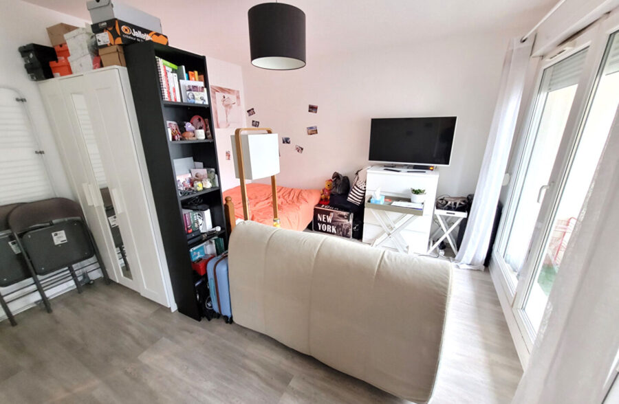 LILLE WAZEMMES – GAMBETTA : Type 1 de 23m² avec balcon et parking