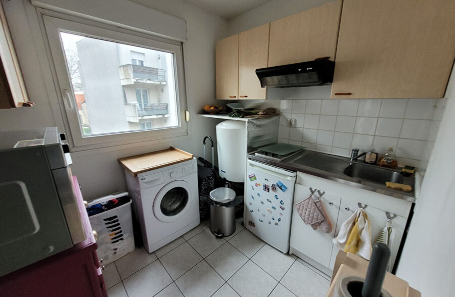LILLE WAZEMMES – GAMBETTA : Type 1 de 23m² avec balcon et parking