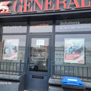 local commercial ou à usage de bureau