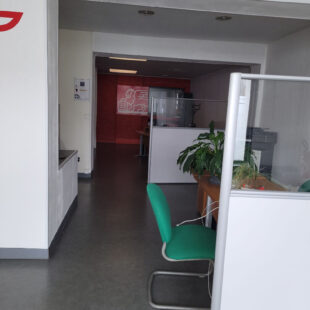 local commercial ou à usage de bureau