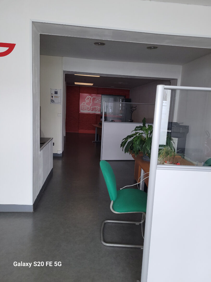 local commercial ou à usage de bureau