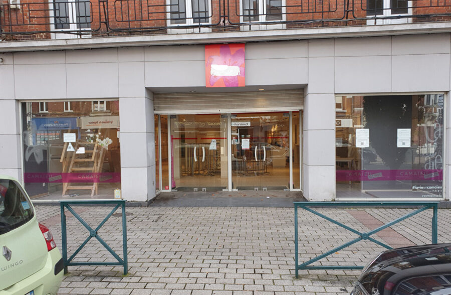 Local commercial 240 m²