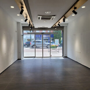 Local commercial 102 m²