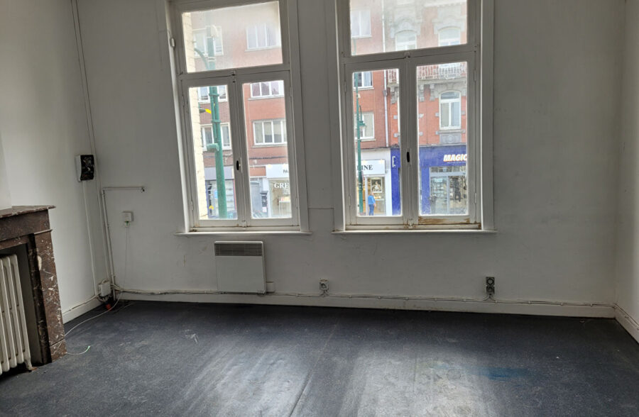 Local commercial 102 m²