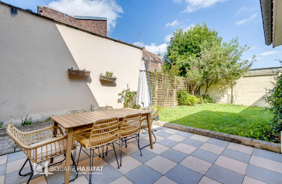 SUPERBE MAISON COSY 2 CHAMBRES ET JARDIN