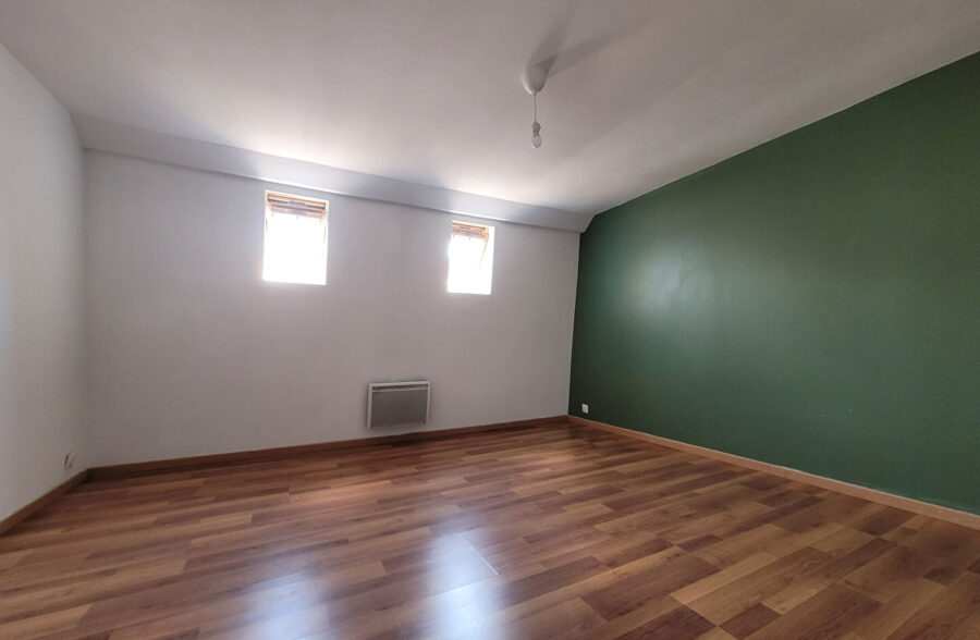 MAISON IMPECCABLE 148.7 m² à TOURCOING (59200)