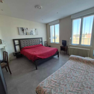 IMMEUBLE 275.49m² + APPARTEMENT INDÉPENDANT 91,59 m²