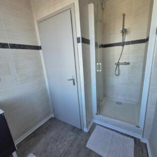 IMMEUBLE 275.49m² + APPARTEMENT INDÉPENDANT 91,59 m²