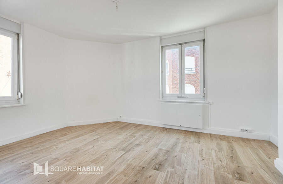 EXCLUSIVITE : MONTEBELLO : APPARTEMENT 1 CHAMBRE AVEC CAVE PROCHE METRO