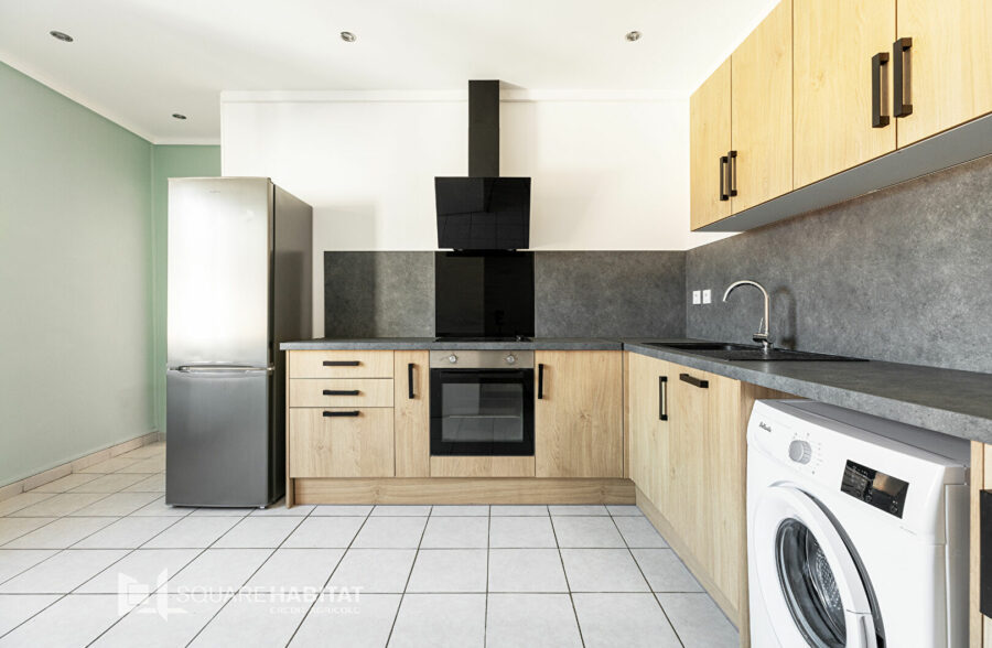 EXCLUSIVITE : MONTEBELLO : APPARTEMENT 1 CHAMBRE AVEC CAVE PROCHE METRO