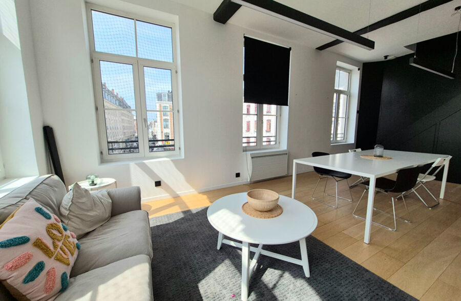 PLACE RIHOUR SUPERBE DUPLEX