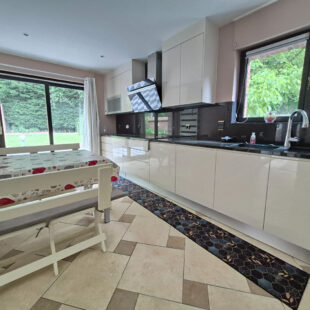 Maison162m² avec 3 suites parentales, coin paisible.