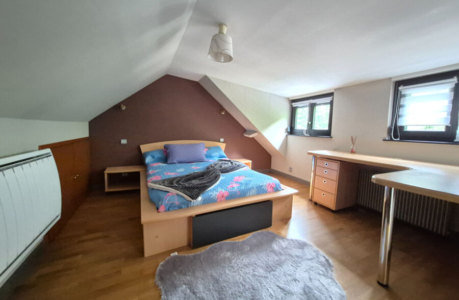 Maison162m² avec 3 suites parentales, coin paisible.